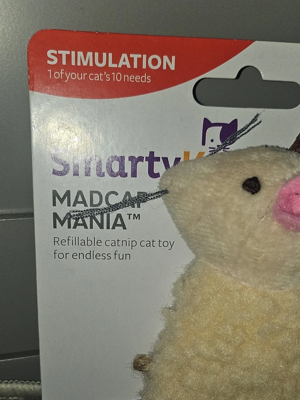 🟢 Cat Toy with Refillable Catnip